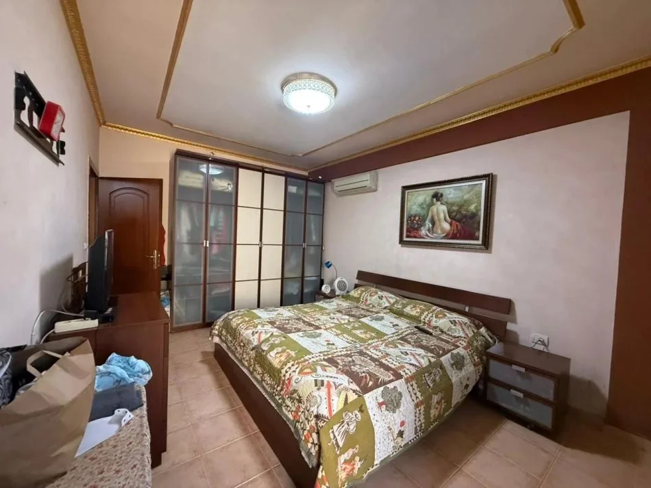 Tirane, shitet apartament 2+1 Kati 3, 105 m² 250.000 € (ZOGU I ZI)