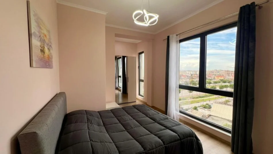 Me Qera : 1+1📍Bulevardi i Ri - Rr.Siri Kodra (Pllt.V2025) - 60,000 Lek - S.75m² - Kt.6 ||✨100% e Re e Pabanuar me Pare✨