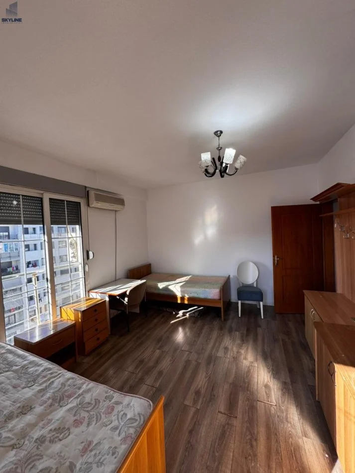 Tirane, jepet me qera apartament 2+1 Kati 8, 100 m² 400Euro (Astir)