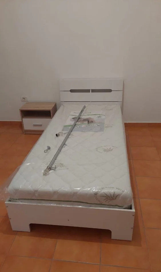 Tirane, jepet me qera apartament 2+1+Aneks+Ballkon Kati 8, 104 m² 450 € (Astir, Pallatet Fratari)