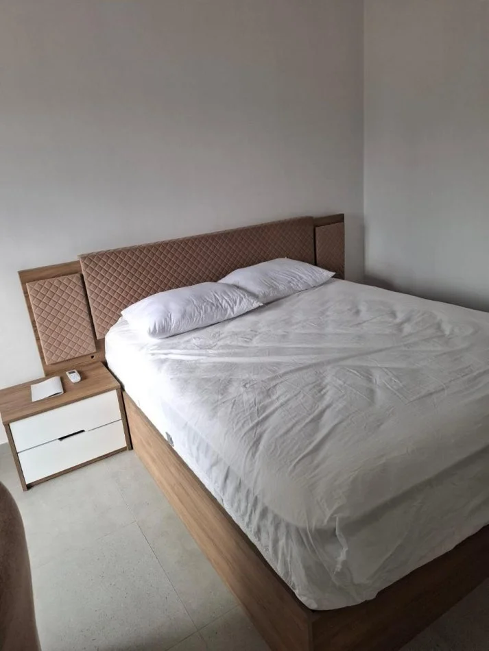 Tirane, shitet apartament 2+1 , 85 m² (Rruga e Durresit)