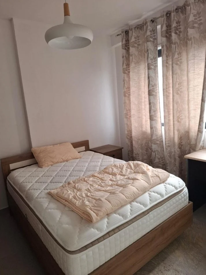 Tirane, shitet apartament 2+1 , 85 m² (Rruga e Durresit)