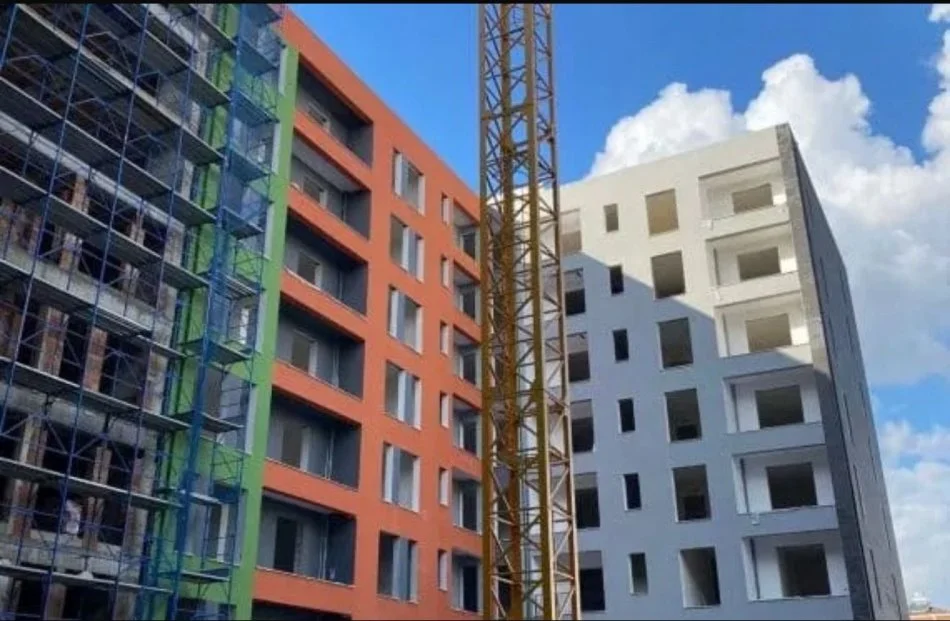 Tirane, shitet apartament 2+1+Ballkon Kati 1, 108 m² 96.400 € (Paskuqan)