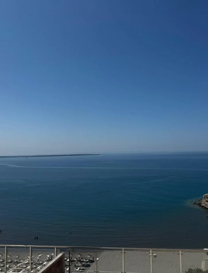 JEPET ME QERA  HOTEL-BAR -RESTORANT +PISHINA   NE RANEN E HEDHME, SHENGJIN 90.000 €