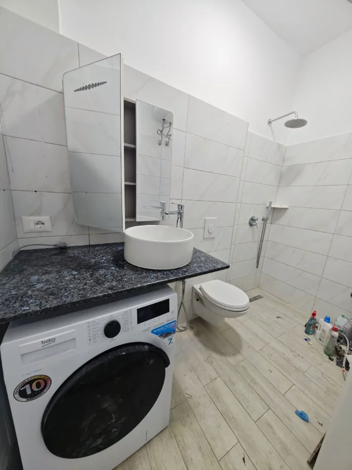 Durres, shitet apartament 1+1+Aneks Kati 3, 44 m² 83.000 € 