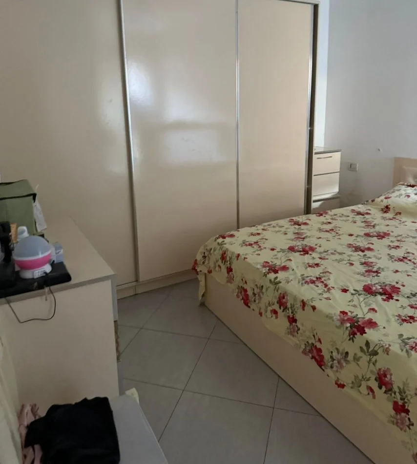 Tirane, shitet apartament 2+1+Ballkon , 106 m² 155.000 € (Astir)