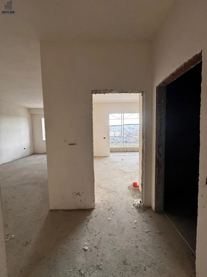 Tirane, shitet apartament 1+1 Kati 3, 74 m² 105.000 € (Paskuqan)