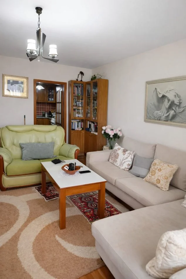 Tirane, shitet apartament 2+1+Aneks+Ballkon Kati 5, 70 m² 130.000 € 