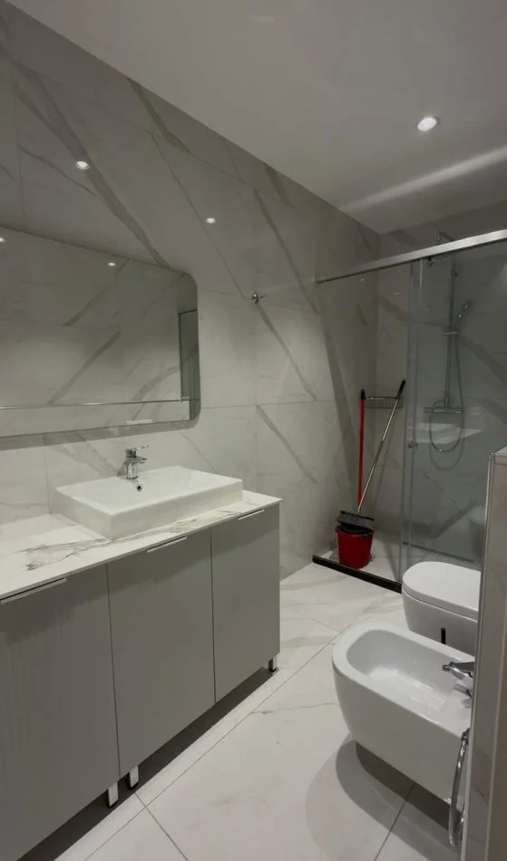 Tirane, shitet apartament 2+1 Kati 4, 117 m² 410.000 € (Kompleksi Delijorgji | Rruga e Kavajes)