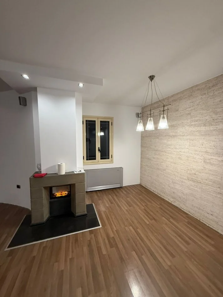 Tirane, shitet apartament 2+1 Kati 3, 173 m² 350.000 € (Liqeni artificial)