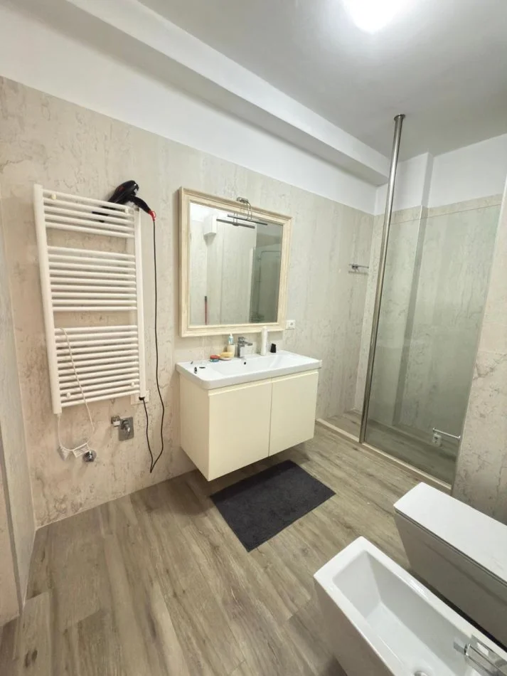 Tirane, shitet apartament 2+1+Ballkon Kati 7, 118 m² 365.000 € (Kompleksi Kika 2)