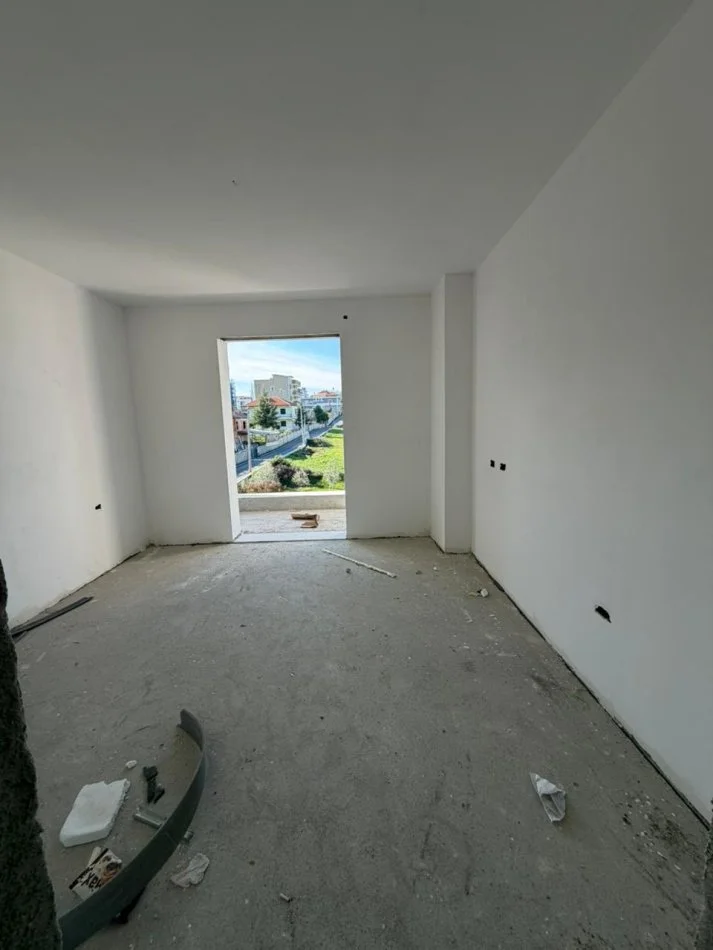 Tirane, shitet apartament 2+1 Kati 2, 101 m² 101.890 € (Paskuqan)