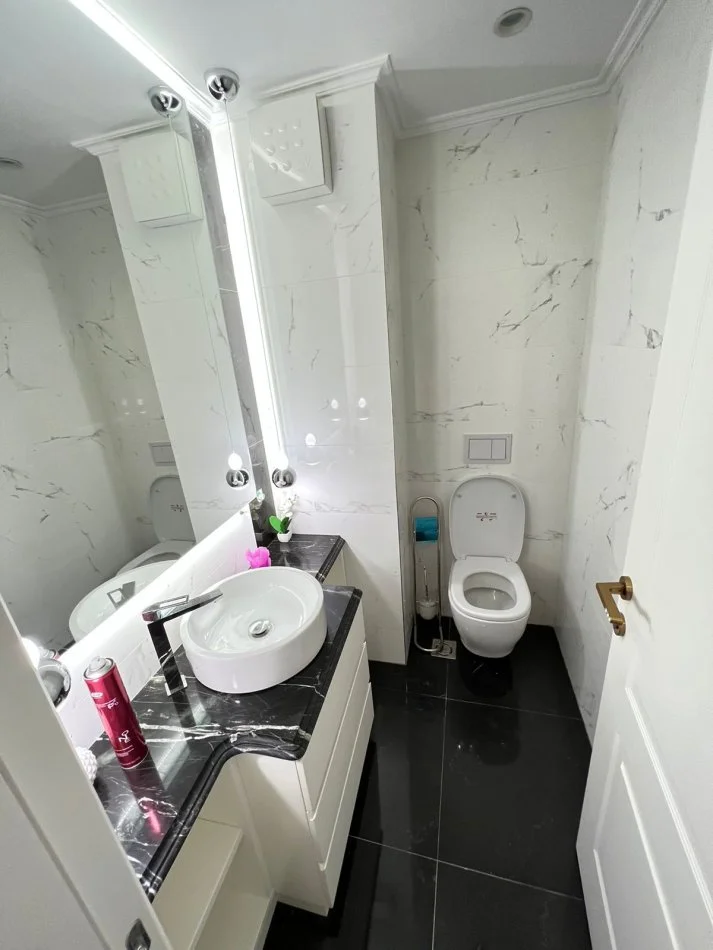 Tirane, shitet apartament 2+1 Kati 3, 108 m² 300.000 € 