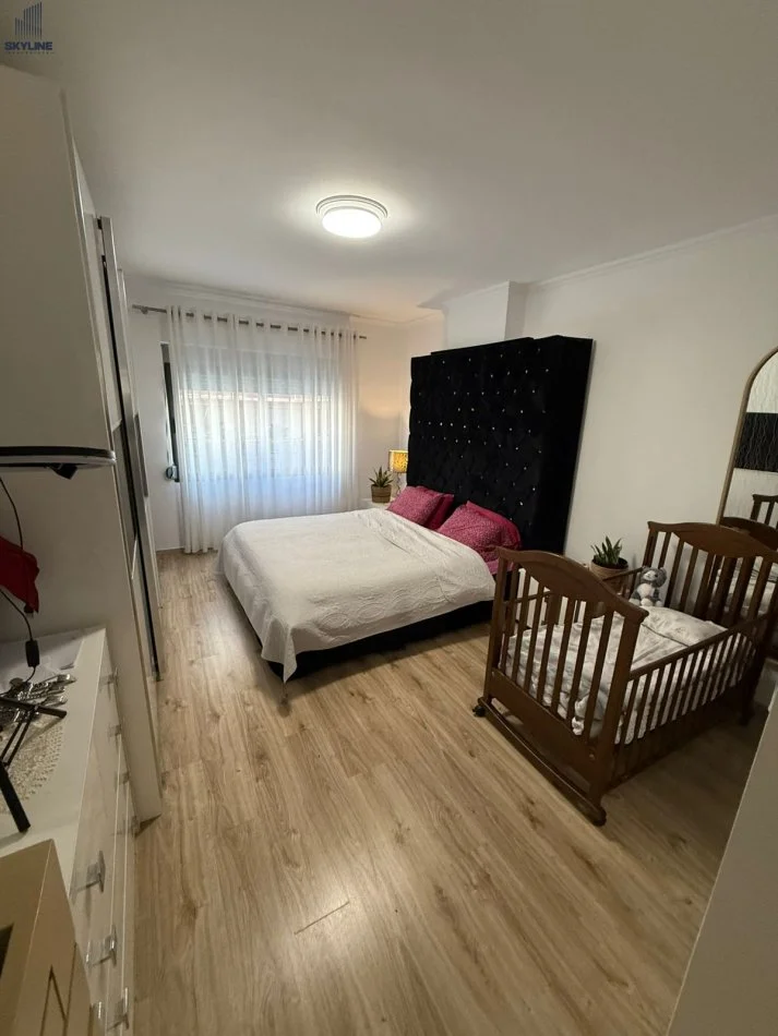 Tirane, shitet apartament 2+1 Kati 4, 115 m² 192.000 € (Astir)