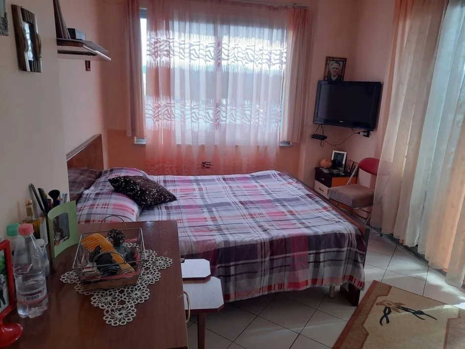 Tirane, shitet apartament 2+1 Kati 8, 80 m² 125.000 € (Kashar)