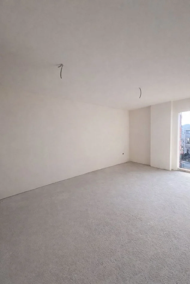 Tirane, shitet apartament 2+1+Ballkon Kati 3, 103 m² (Paskuqan)