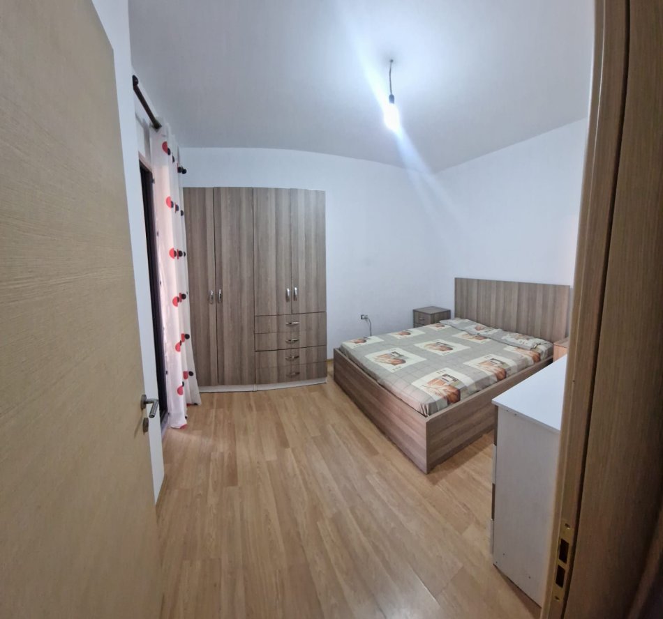 Tirane, jepet me qera apartament 1+1 Kati 7, 70 m² 450 € (ASTIR)