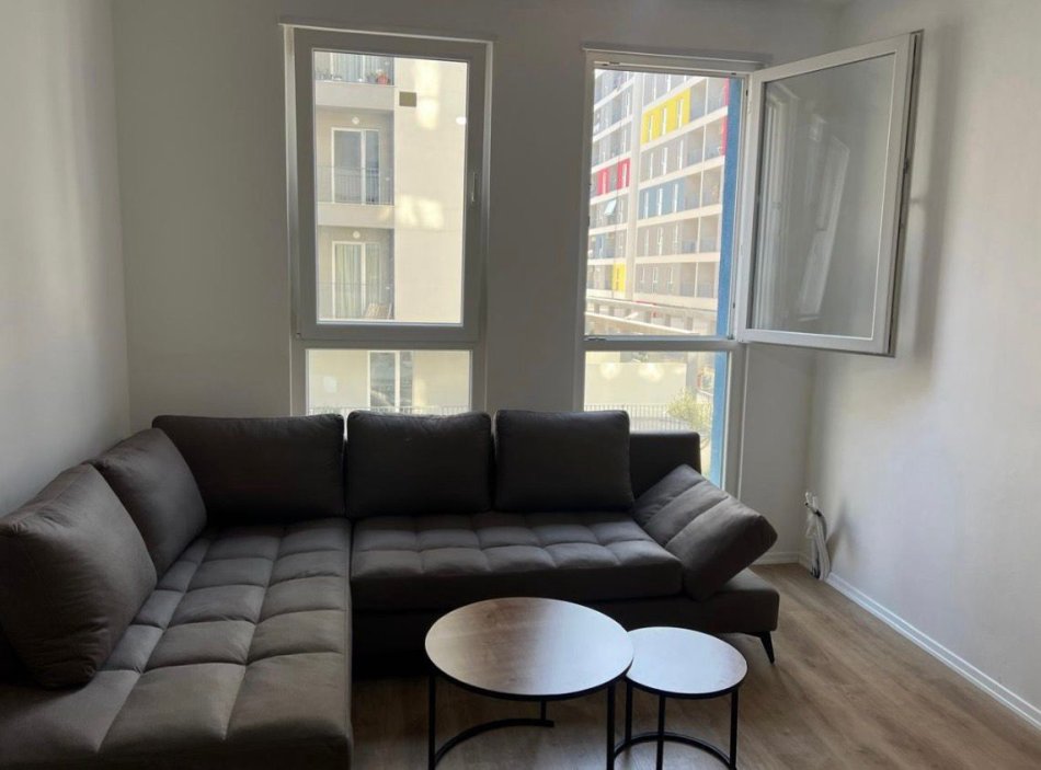 Tirane, shitet apartament 1+1 Kati 1, 58 m² 81.600 € (Univers City)