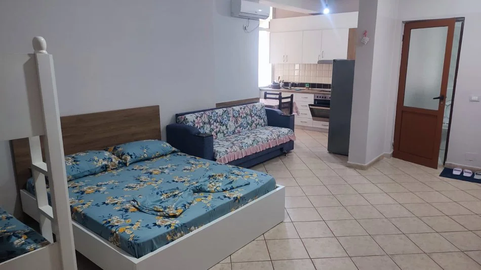 Vlore, shitet apartament 1+1 Kati 3, 50 m² 98.000 € (Rruga Lungomare)