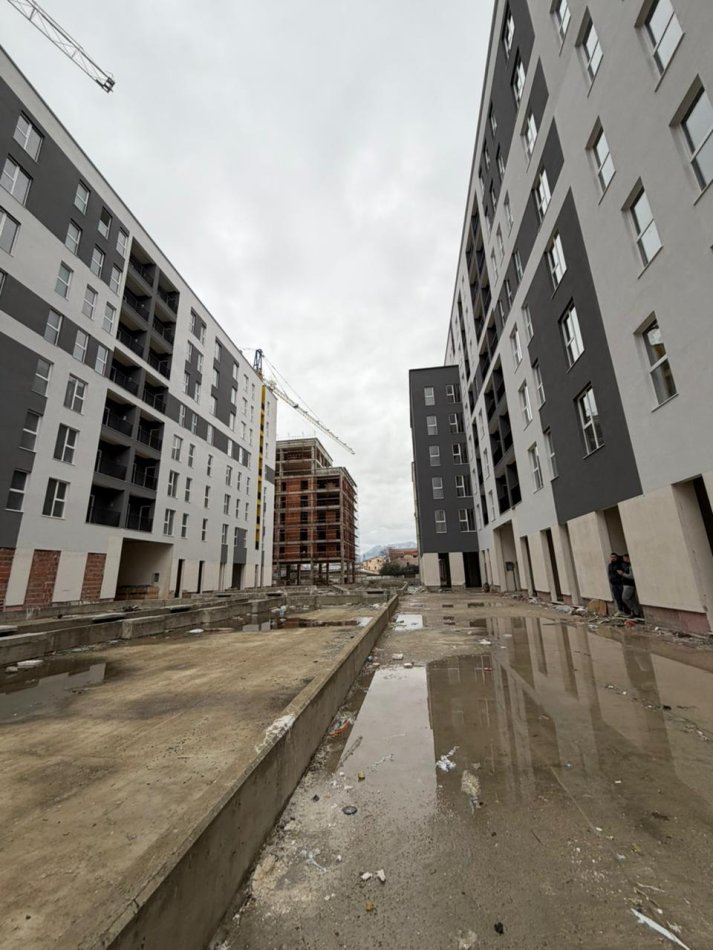 Tirane, shitet ambjent biznesi Kati 0, 340 m² 1.270.000 € (dogana)