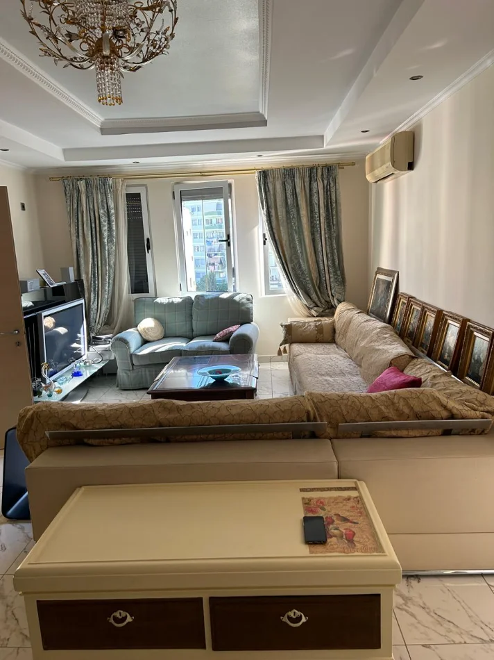 Tirane Fresk Shitet Apart sip.128m2+Garazh-1,sip.22m2,tip 2+1, kat 6, kompleks ri banim, Çmim185'000€, te Shkoll 9-Vjeç Qesarakë rr M.Deliu Fresku Tir