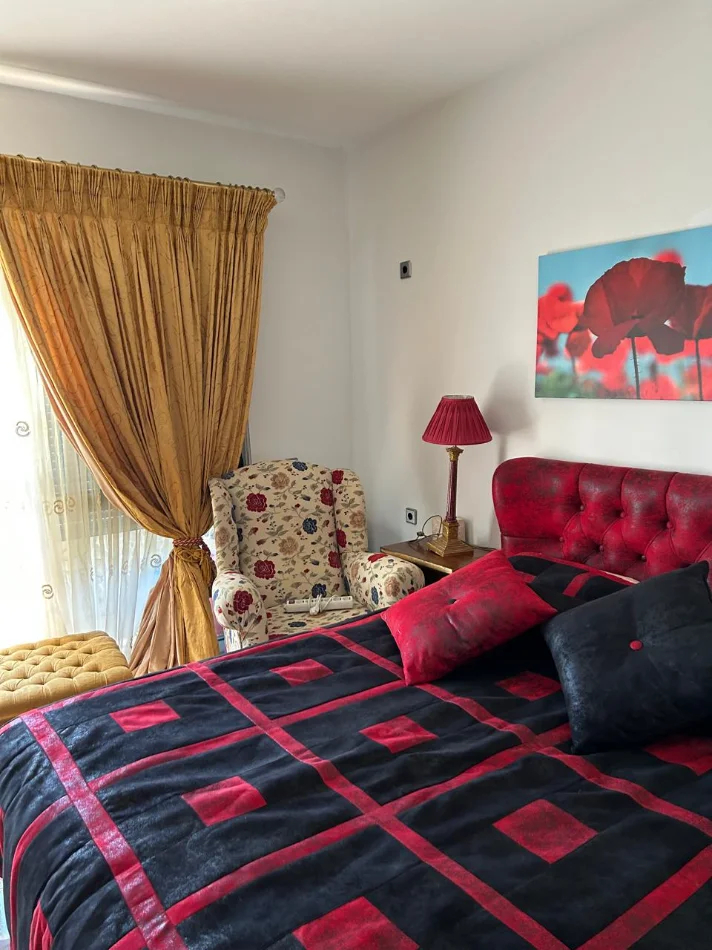 Tirane Fresk Shitet Apart sip.128m2+Garazh-1,sip.22m2,tip 2+1, kat 6, kompleks ri banim, Çmim185'000€, te Shkoll 9-Vjeç Qesarakë rr M.Deliu Fresku Tir