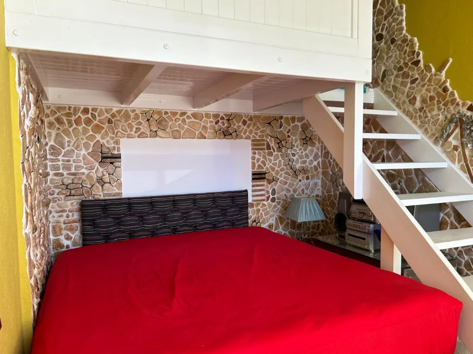 Tirane Fresk Shitet Apart sip.128m2+Garazh-1,sip.22m2,tip 2+1, kat 6, kompleks ri banim, Çmim185'000€, te Shkoll 9-Vjeç Qesarakë rr M.Deliu Fresku Tir