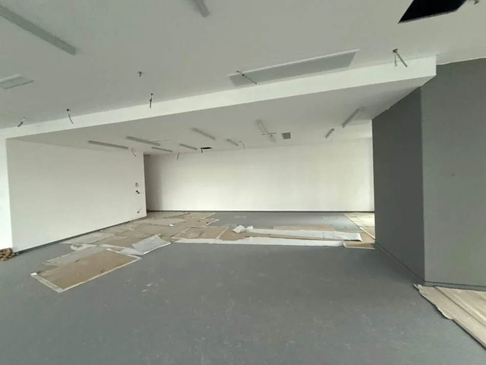 Tirane, jepet me qera zyre Kati 5, 1.507 m² 37.650 € (DownTown One)