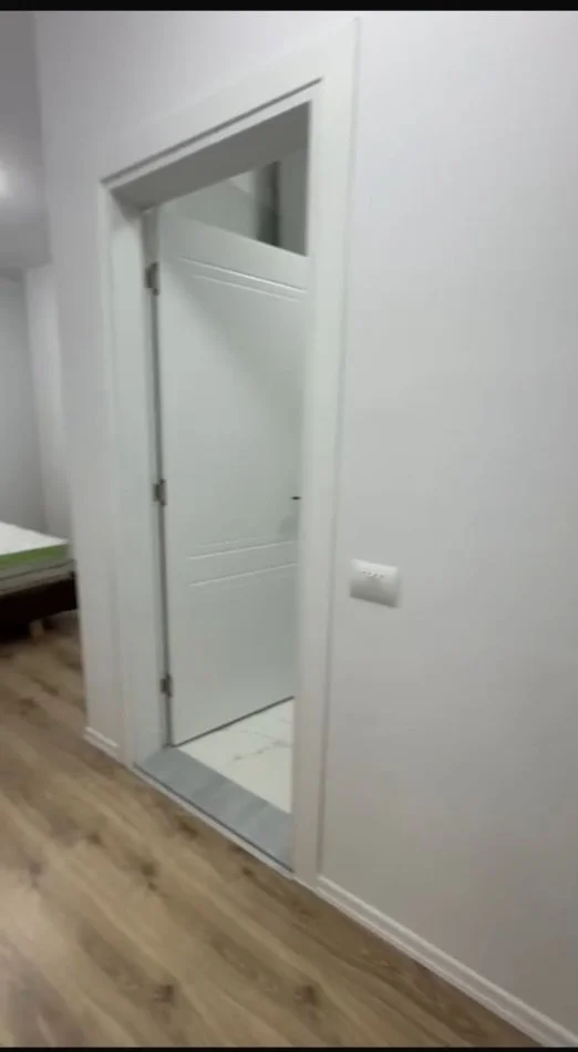 Tirane, jepet me qera apartament 2+1+Aneks+Ballkon Kati 4, 112 m² 450 € (Paskuqan " Color Splash Residence)