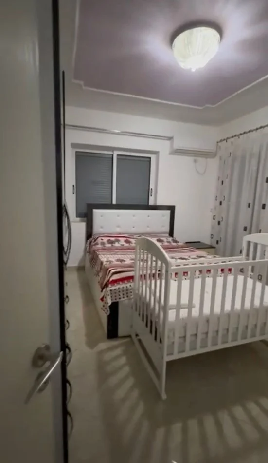 Tirane, shitet apartament 1+1 Kati 5, 62 m² 82.500 € (Rruga Ardeno)