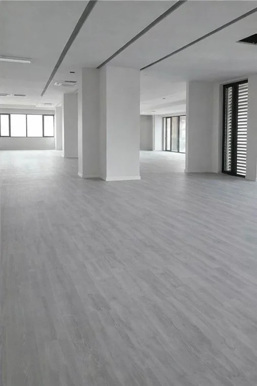 Tirane, jepet me qera zyre Kati 3, 1.000 m² 16.000 € (Rruga Kavajes)