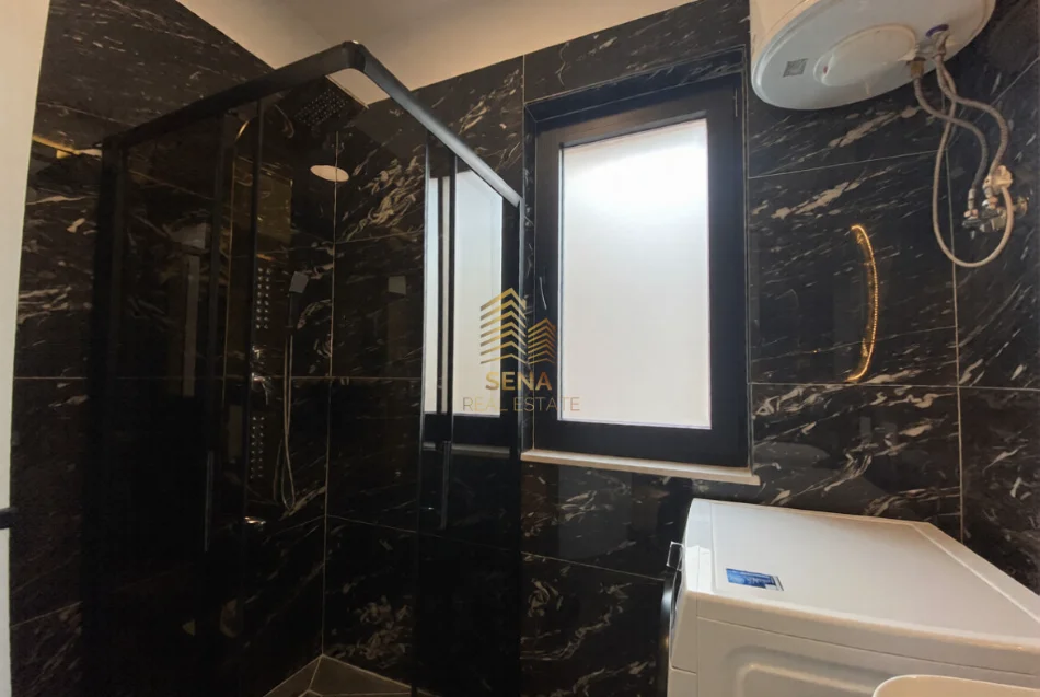 Tirane, jepet me qera apartament 1+1+Ballkon Kati 2, 70 m² 650 € (21 Dhjetori)