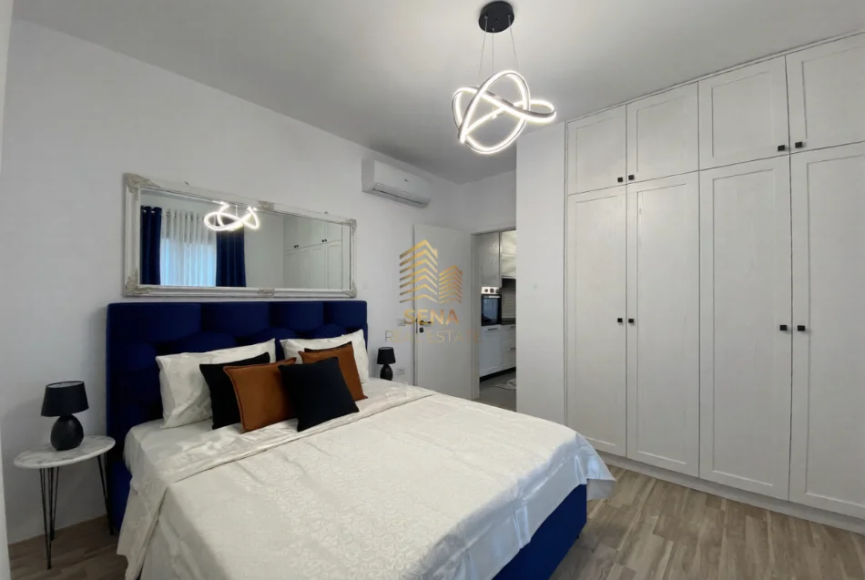 Tirane, jepet me qera apartament 1+1+Ballkon Kati 2, 70 m² 650 € (21 Dhjetori)