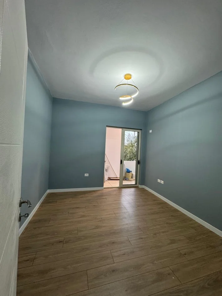 Tirane, shitet 2+1 Kati 1, 98 m² 135.000 € (Rruga Shefqet Kuka, Fresk)