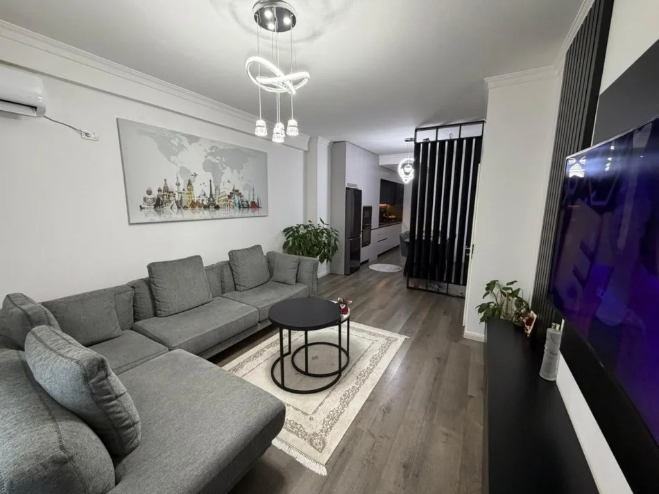 Shqiperi, shitet apartament 2+1+Ballkon Kati 5, 97 m² 203.000 € (Don Bosko)