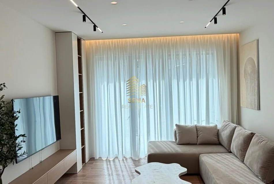 Tirane, jepet me qera apartament 2+1 Kati 3, 120 m² 1.500 € (Liqeni i Thate)