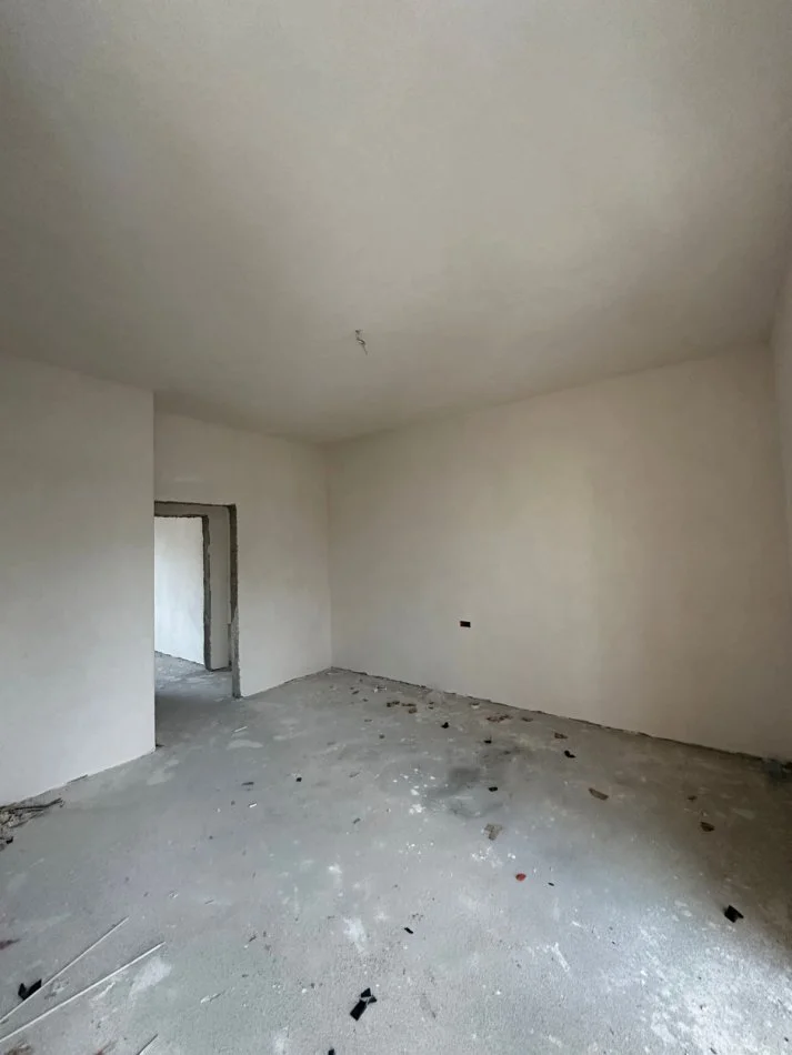 Tirane, shitet apartament 2+1+Ballkon Kati 6, 116 m² 220.000 € (Fusha Aviacionit)