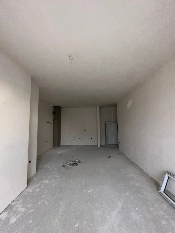 Tirane, shitet apartament 2+1+Ballkon Kati 6, 116 m² 220.000 € (Fusha Aviacionit)