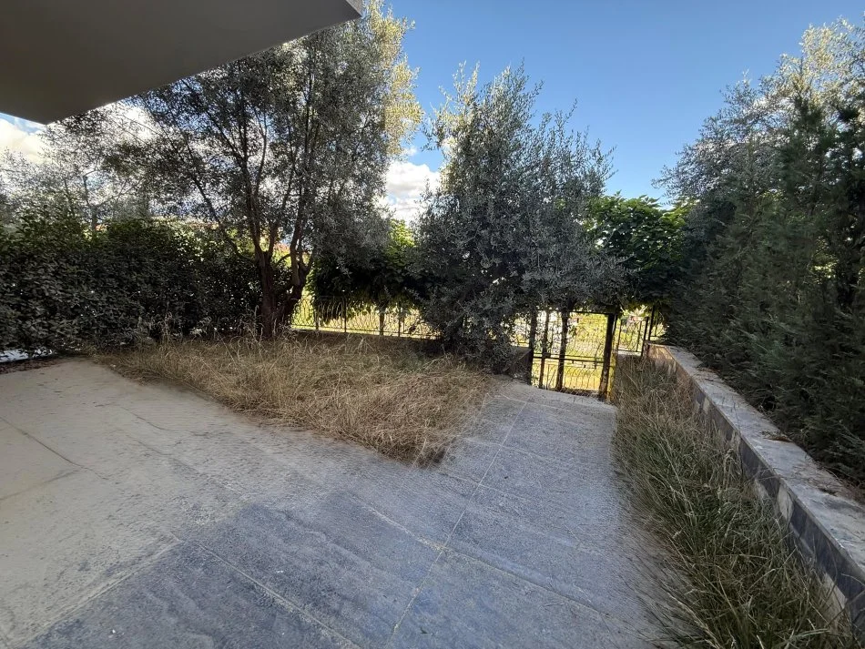 Tirane, shitet Vile 2 Katshe , 205 m² 330.000 € 