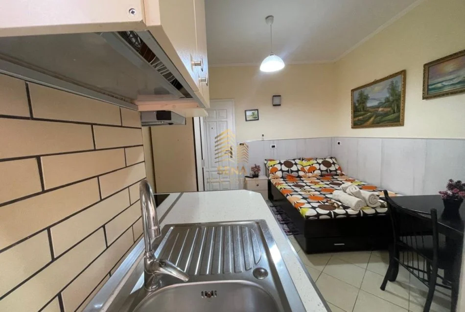 Tirane, jepet me qera garsonier 1+1 Kati 2, 35 m² 330 € (Siri Kodra)
