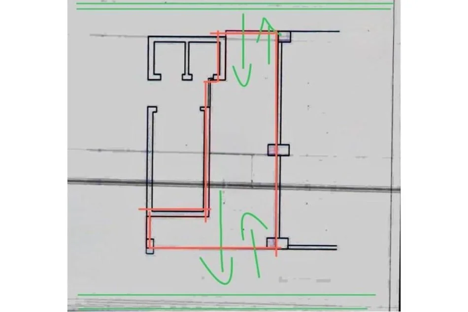 🚗 MAGAZINË / HAPËSIRË PËR POSTE PARKIMI – Square 21 Rruga e Kavajes