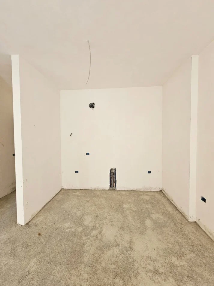 Tirane, shitet apartament 1+1+Aneks+Ballkon Kati 5, 59 m² 110.000 € 