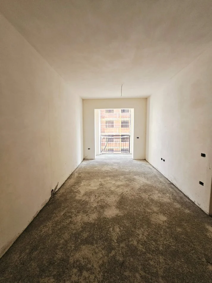 Tirane, shitet apartament 1+1+Aneks+Ballkon Kati 5, 59 m² 110.000 € 