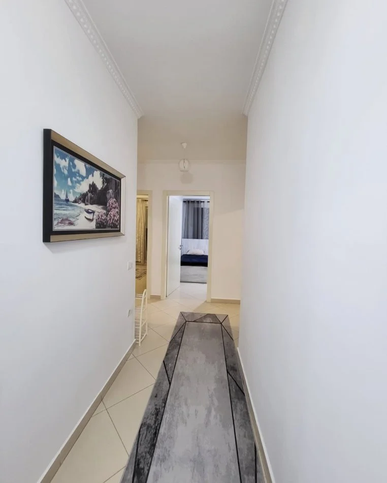 Tirane, jepet me qera apartament 2+1+Aneks+Ballkon Kati 3, 95 m² 600 €