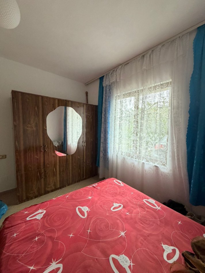 Tirane, jepet me qera shtepi 2+1 Kati 0, 75 m² 290 € (Rruga Agush Gjergjevica)