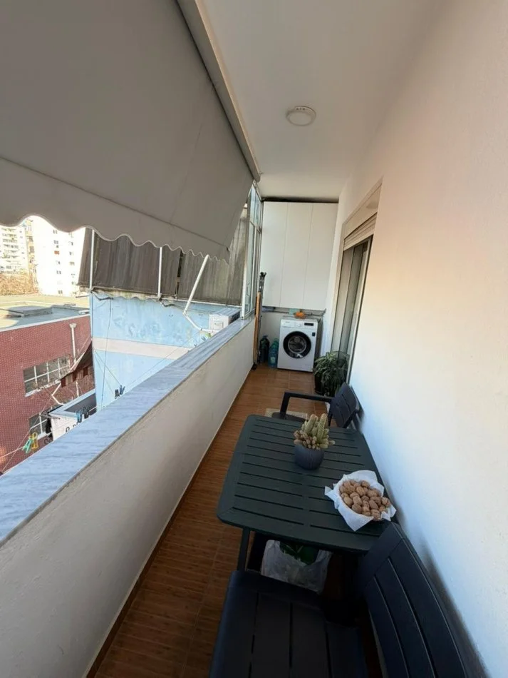 Tirane, shitet apartament 2+1+Ballkon Kati 5, 97 m² 203.000 € (Don Bosko)