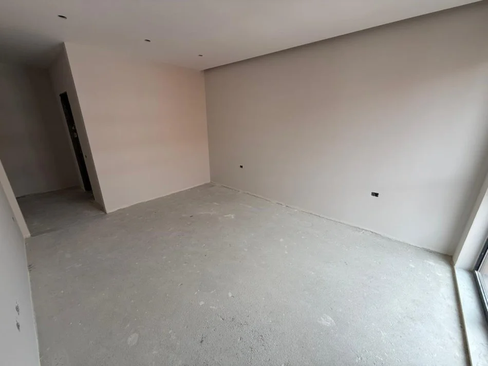 Tirane shitet apartament 2+1 Kati 7, 134 m²