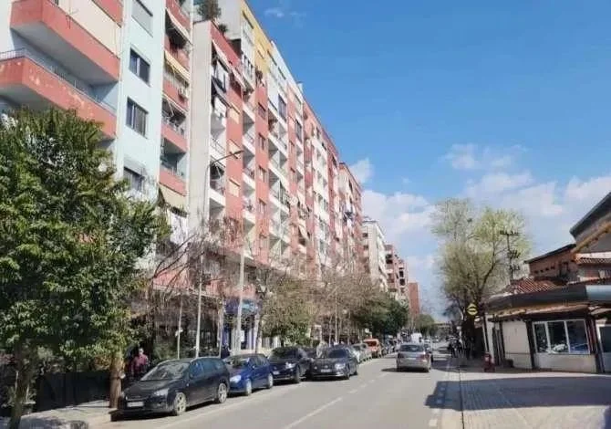 Tirane, shitet apartament 2+1 Kati 9, 104 m² 271.400 € (Square 21)