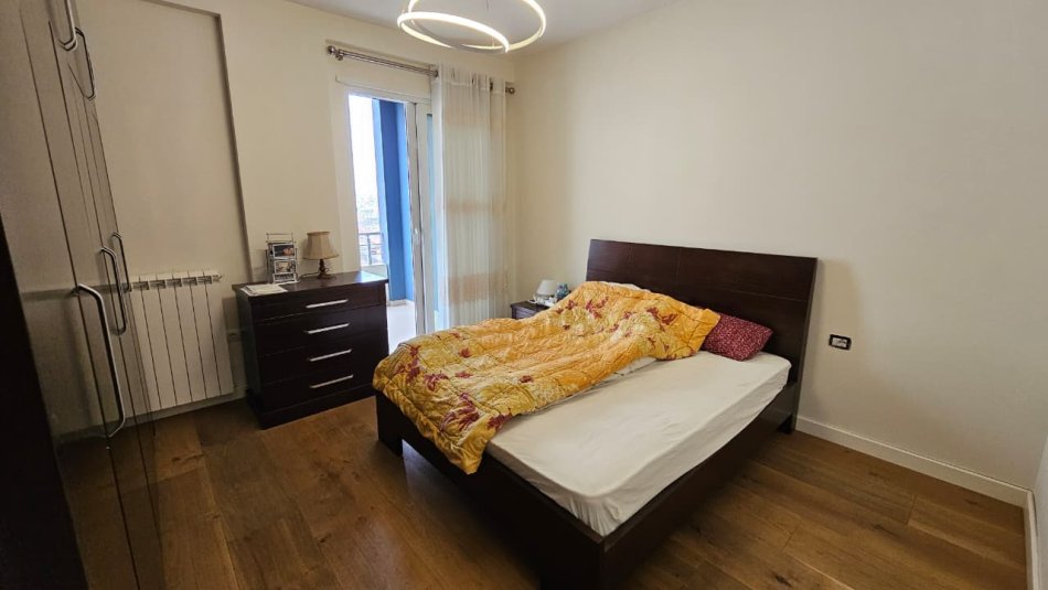 Tirane, shitet apartament+verande | Penthouse 2+1+Ballkon Kati 2, 114 m² 250.000 € (Kinostudio, perballe Ministrise se Kultures)