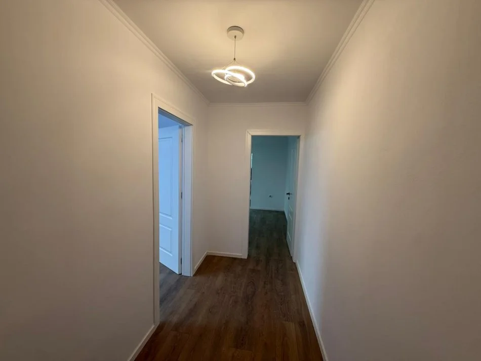 Tirane, shitet apartament 1+1 Kati 1, 57 m² 137.000 €